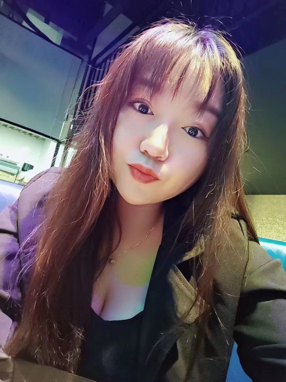 乐乐38F可爱型西北口味巨乳粉嫩包子一线天